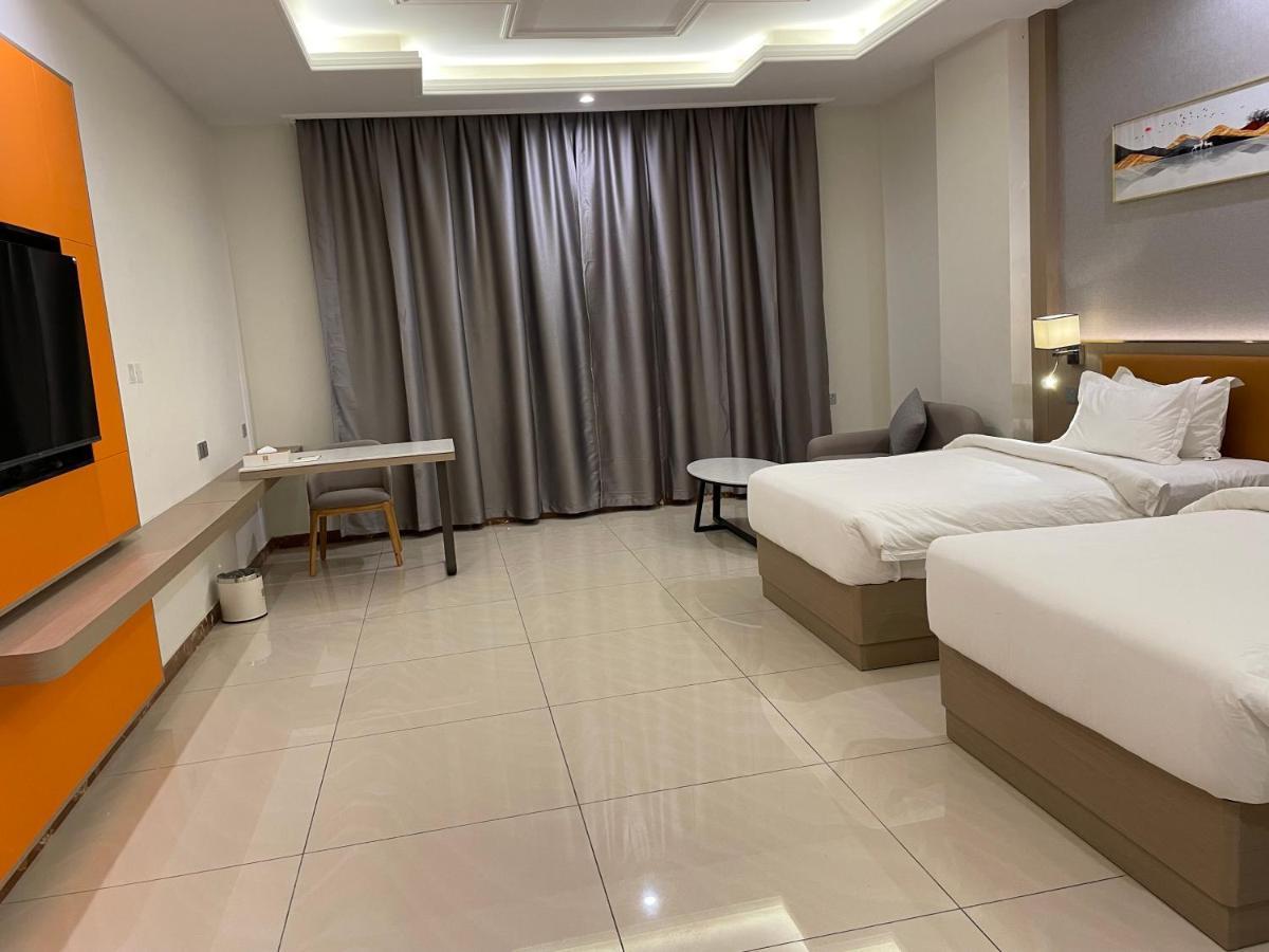 Season Inn Hotel_Al Hail Seeb Exterior photo